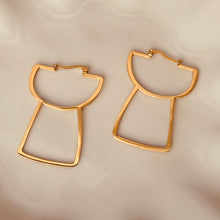 Load image into Gallery viewer, Dikiki’ Latte Stone Hoops
